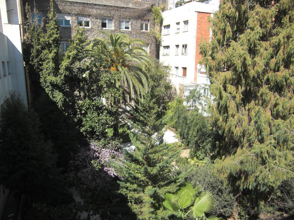 Apartamentos Descartes Barcelona Exterior foto